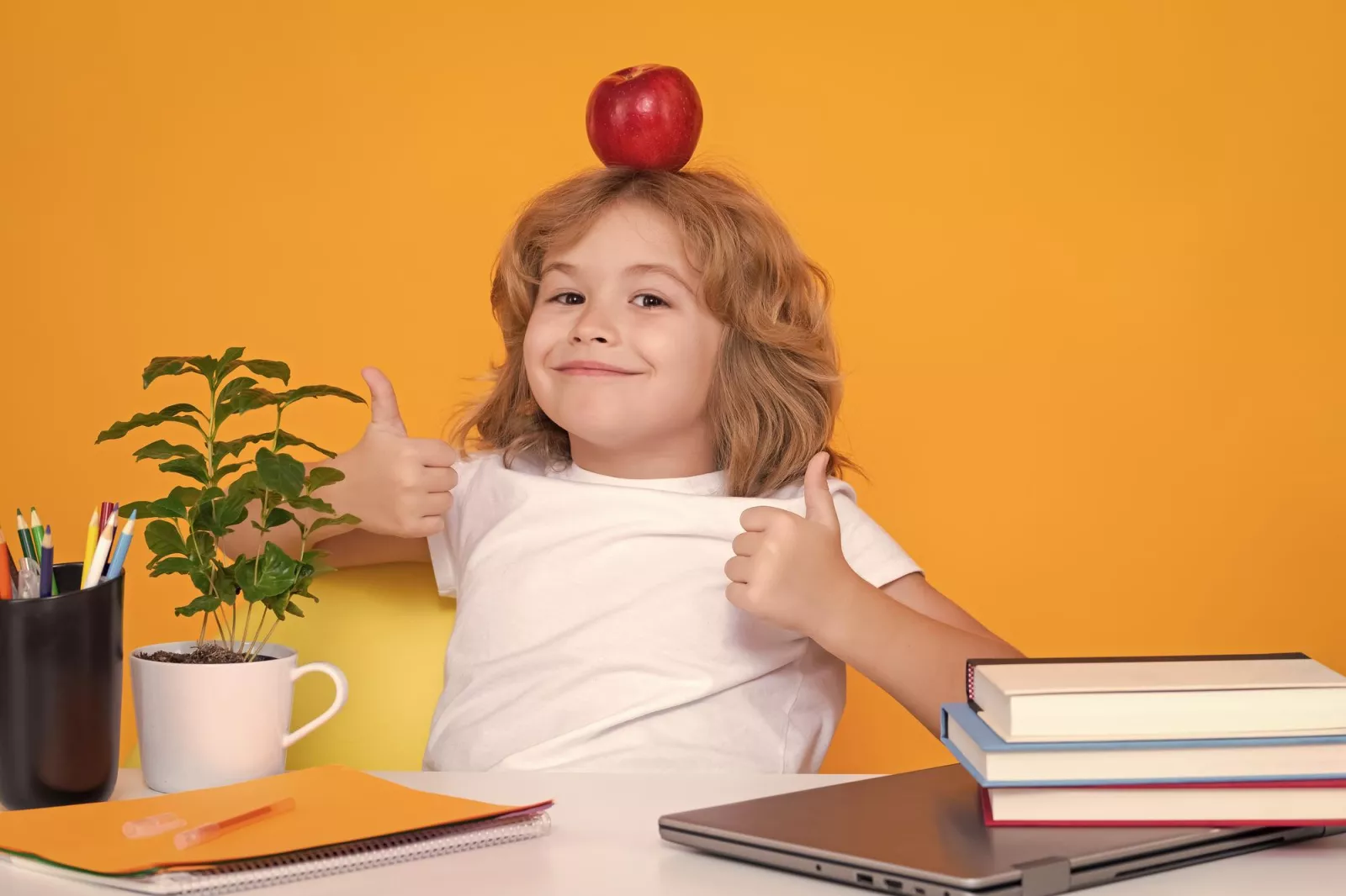 Faut-il forcer un enfant à écrire correctement  ?